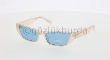 Guess GU8232 57V Kadın Güneş Gözlüğü